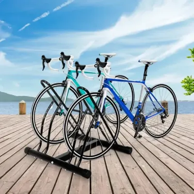 Stojan na bicykle Podlahový parkovací stojan na 2 bicykle čierny 60 x 53 x 56 cm