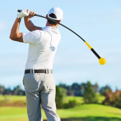 Pomôcka na trénovanie golfového švihu 100 cm tréningová pomôcka so záťažovou hlavou na rytmus úchopu flexibilitu rovnováhu žltá