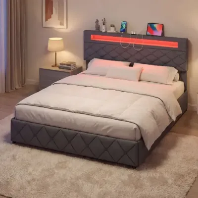Čalúnená posteľ 160 x 200 cm s LED osvetlením, nabíjacou stanicou (2 USB porty), rámom manželskej postele so zásuvkami, sivá