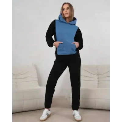 Dvojfarebná dámska tepláková súprava v modro-čiernej farbe MODA554