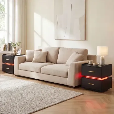 Nočný stolík s nabíjacou stanicou LED-Bettisch, 2 zásuvky, moderný, čiastočne zavesený, s kovovou podnožou, čierny