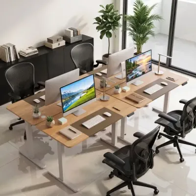 Elektricky výškovo nastaviteľný písací stôl s LED ovládacím panelom a kovovým rámom v tvare T, 140 x 60 cm, prírodná farba