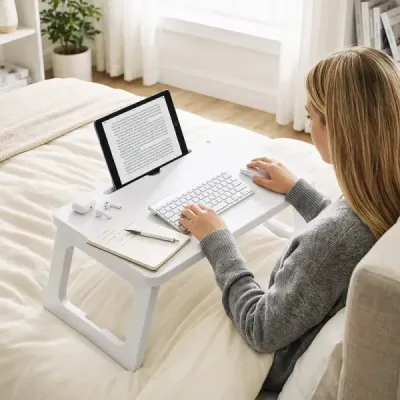 Nočný stolík so sklopnými nožičkami a priehradkou na tablet – stolík na raňajky, jedenie a čítanie, biely