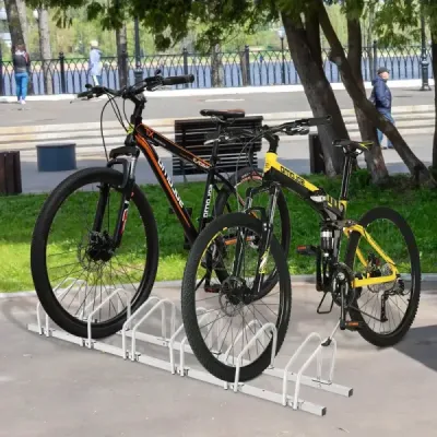 Stojan na bicykle pre 6 bicyklov Viacnásobný stojan oceľový stojan Stojan na bicykle Silver