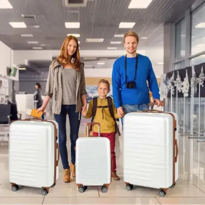 3-dielna sada batožiny s tvrdou škrupinou, TSA zámkom, teleskopickou hliníkovou rukoväťou a 4 kolieskami, biela