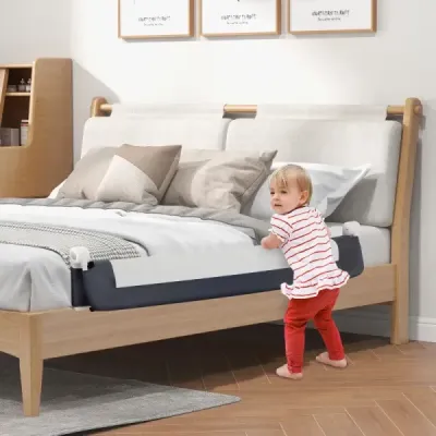 Sklápací chránič postele s nastaviteľnými a ONE-click skladacími popruhmi Chránič postele 150 x 42 cm Sivá