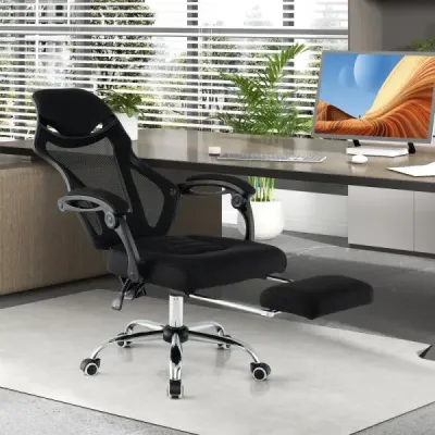Ergonomická kancelárska stolička s opierkou nôh a výškovo nastaviteľným sklonom operadla