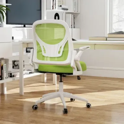 Ergonomická kancelárska stolička so sklápacími podrúčkami a hojdacou funkciou. Kancelárska stolička zelenej farby.
