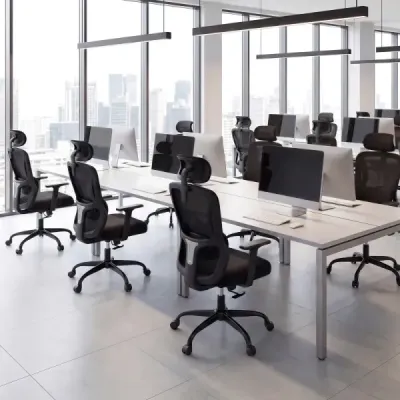 Ergonomická kancelárska stolička s nastaviteľnou opierkou hlavy a bedrovou opierkou, čierna