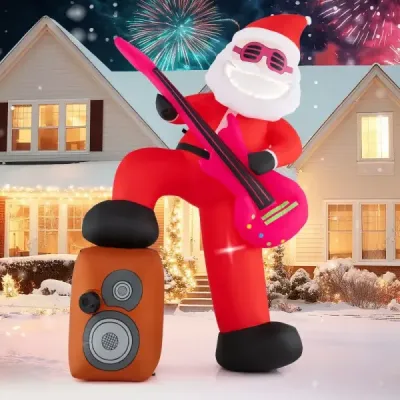 predsvietená vianočná dekorácia s gitarou a hudbou Dekorácia na dvore