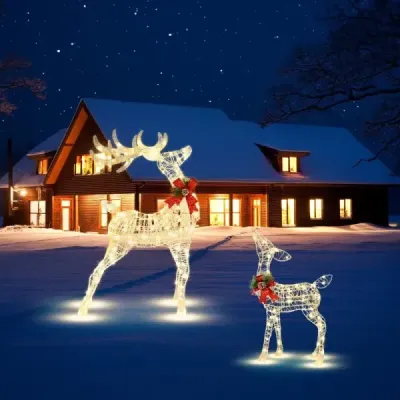 Predsvietený vianočný sob malý záhradný dekor s 50 LED svetlami a 4 kotvami do zeme