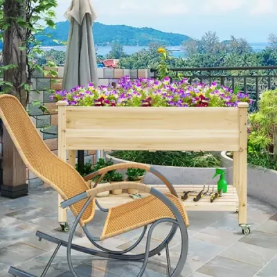 Vyvýšený záhradný záhon Drevený box na sadenie s uzamykateľnými kolieskami 120 x 59 x 84 cm Prírodný