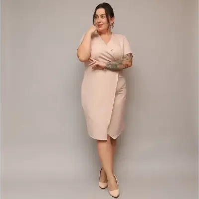 Dámske keprové šaty po kolena PLUS SIZE MODA743 béžové