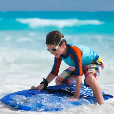 Bodyboard ľahká plavecká doska na pláž pre deti a dospelých 106 cm modrá